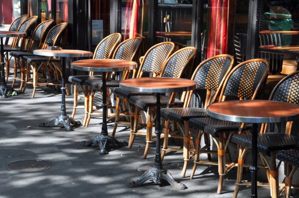 © Adobe Stock 5 terrasses sympas où choper le soleil