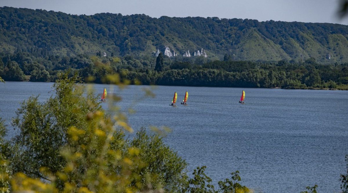 Léry Poses - vue sur le lac - ADT de l'Eure JF Lange