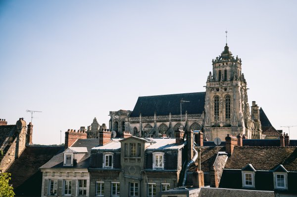 Gisors - Département de l'Eure - A. Papa Week-end dans le Vexin Normand : ressourcement garanti