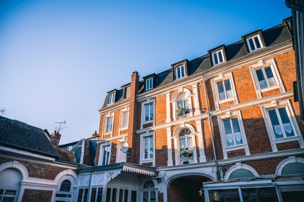 Maison traditionnelle en brique