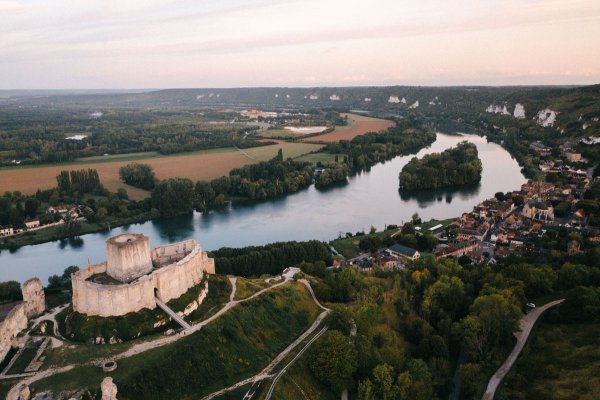 Forteresse-du-Château-Gaillard-bâtie-par-Richard-Coeur-de-Lion,-Les-Andelys-©-Captain-Yvon-Hom-project-(1) Château Gaillard en Normandie