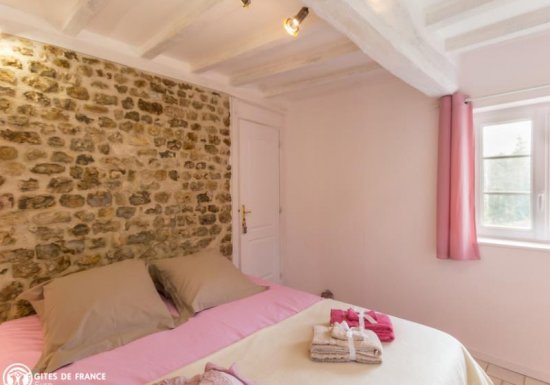 FRENEUSE SUR RISLE Gîte LES CÔTES