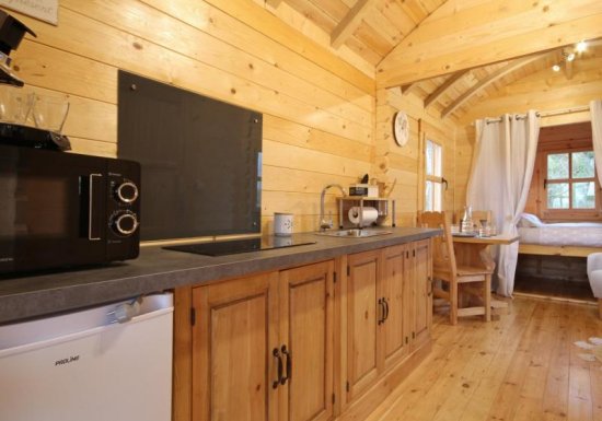 Gîte LA ROULOTTE DU PRESSOIR DE GISAY