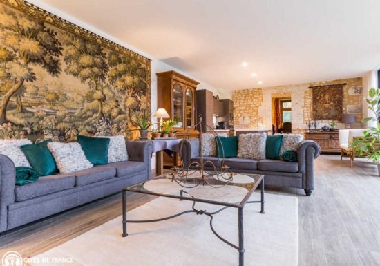 LE MESNIL JOURDAIN Gîte Le Logis de la Motte féodale