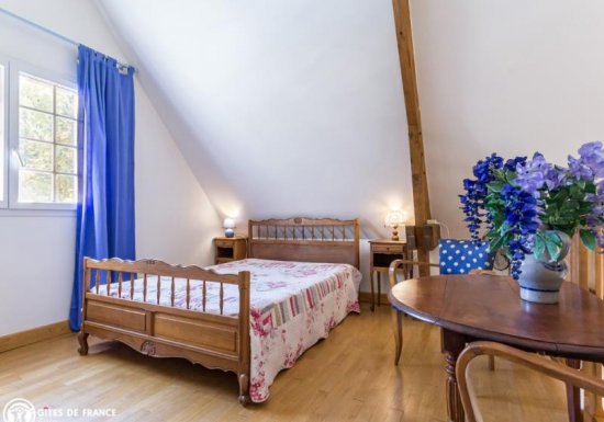 LA HOUSSAYE Gîte de la vallée bleue