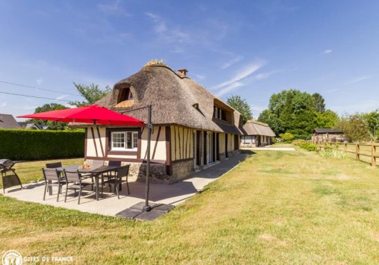 SAINT PIERRE DU VAL Gîte La Hulotière