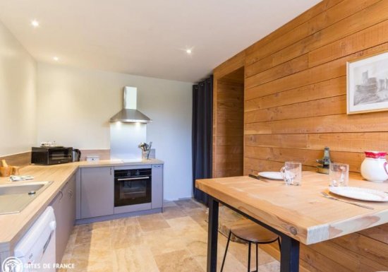 BEZU SAINT ELOI Gîte La Chambre verte