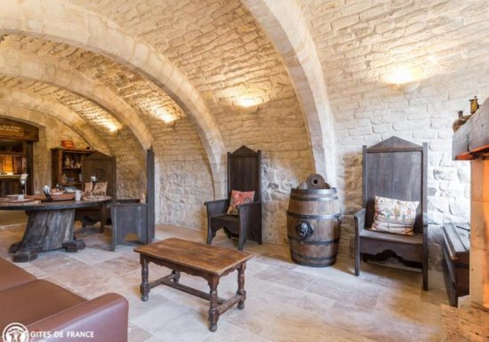 BEZU SAINT ELOI Gîte la Tour de la Reine blanche