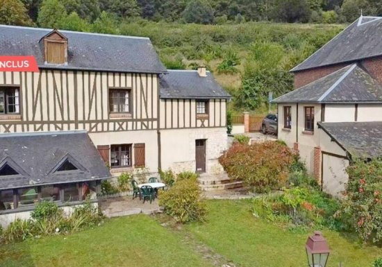 LE BEC HELLOUIN Gîte Bellevue