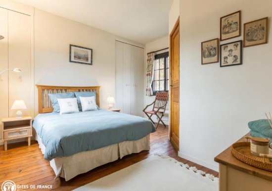 LE BEC HELLOUIN Gîte Bellevue