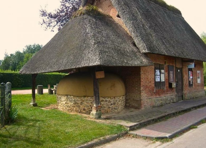 Four à pain – Musée de la boulangerie rurale (Association Roumois, terres vivantes en Normandie)