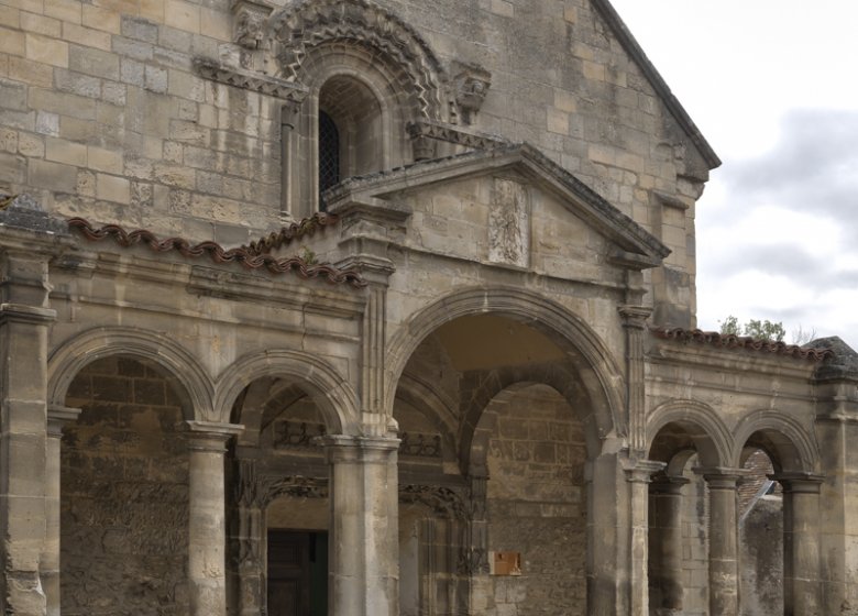 Dangu et ses trois églises