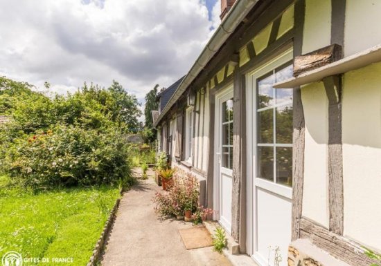 NASSANDRES SUR RISLE Gîte La Roseraie