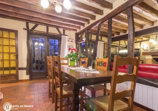 CONCHES EN OUCHE Chambre d’hôtes LES RIFLETS