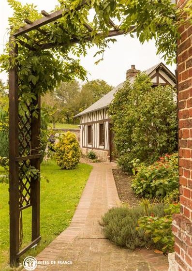 VASCOEUIL Chambre d’hôtes LA MAISONNETTE NORMANDE