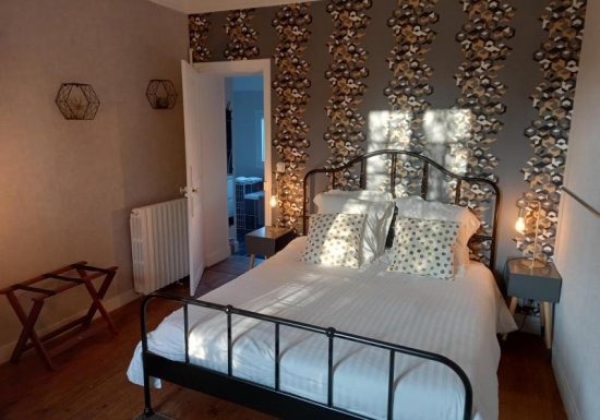 ST GERMAIN SUR AVRE Chambre d’hôtes L’havre de Saint Germain – La chambre jaune