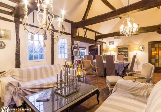 SUZAY Chambre d’hôtes Chic et Charme cottage