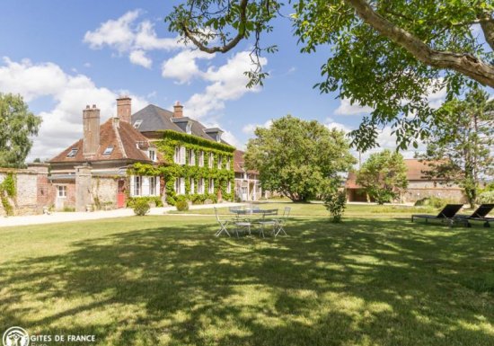 CHAUVINCOURT-PROVEMONT Chambre d’hôtes LE DOMAINE DE CHAUVINCOURT