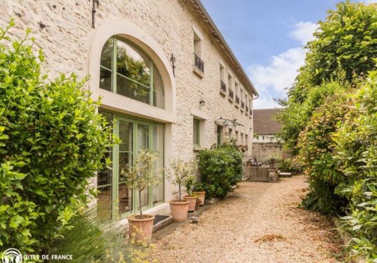 NOTRE DAME DE L'ISLE Chambre d’hôtes le Clos des Vignes