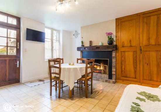 SEBECOURT Gîte Le courant