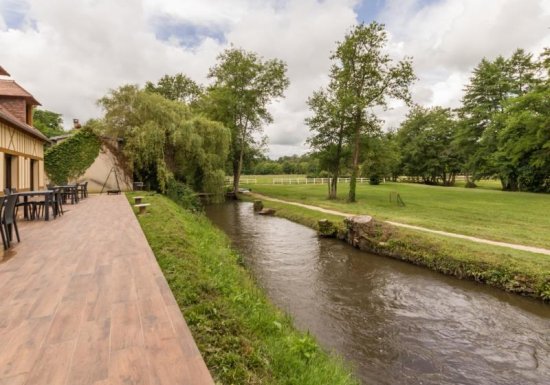 MESNILS SUR ITON Gîte de groupe Les maisons des Chérottes