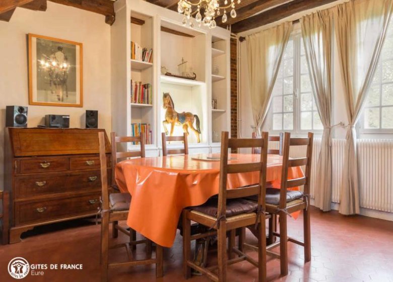 COUTURE BOUSSEY (LA) Gîte Le château de Boussey