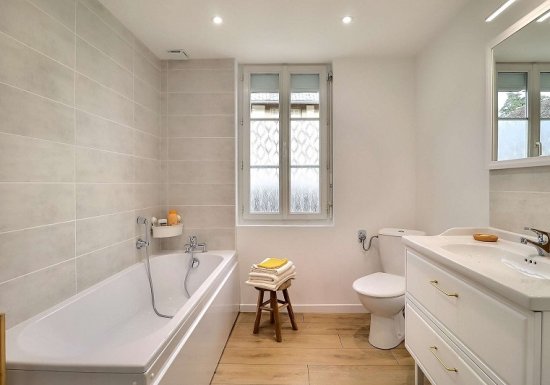 Logement de charme entierement renové