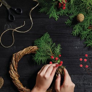 Atelier Couronne en bois à décorer