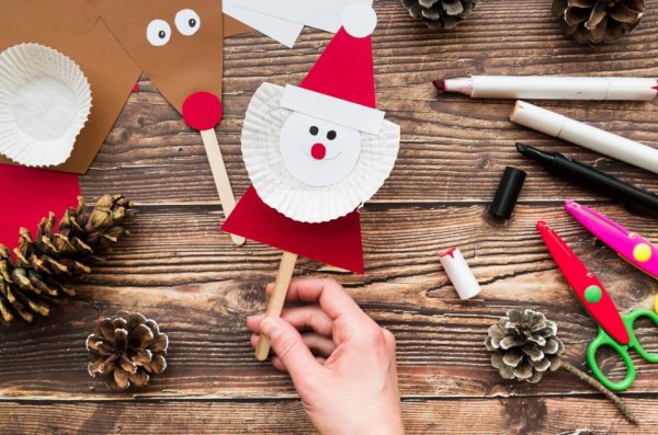 Atelier créatif : Décoration participative de Noël