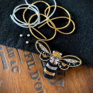 Atelier : Bijou brodé