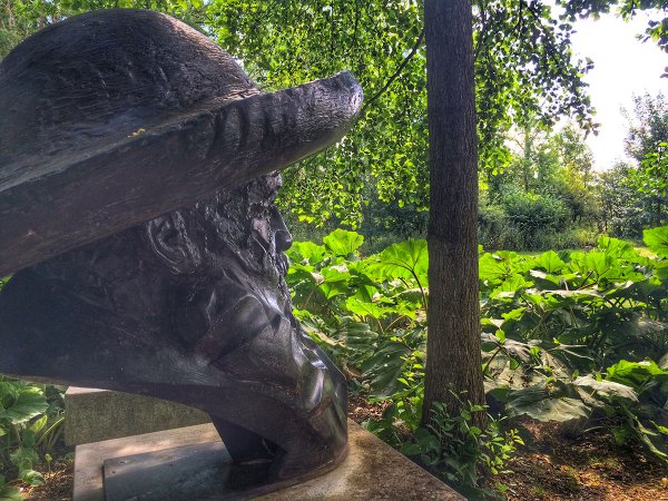 Buste de Claude Monet