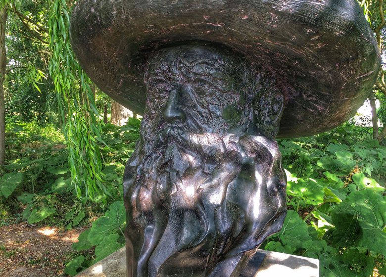 © G. Bouget - MTNG Buste de Claude Monet