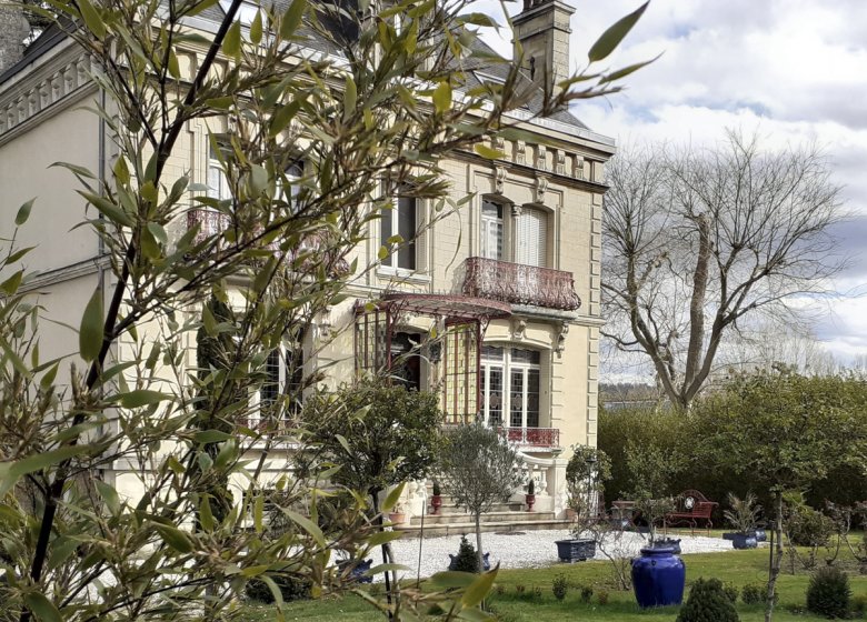 Un hôtel particulier à la campagne