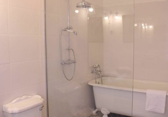 © Château de Berthenonville  Château de Berthenonville