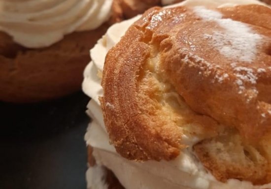 Les Pieds dans le Plat et les Pâtisseries d’Aubane