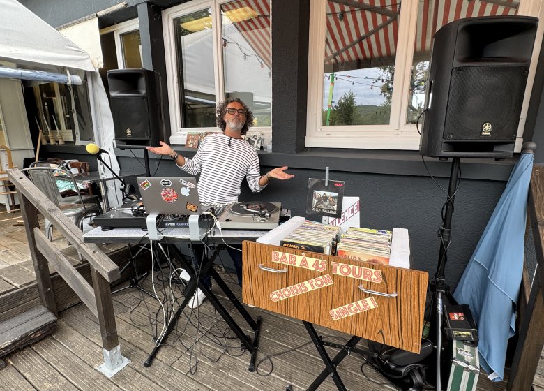 Le Randonn&rsquo;Eure Location – Restaurant la Guinguette Canoë