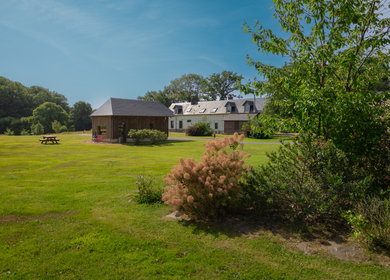 Domaine de la Ferme de Fourges – La Petite Maison de Rose