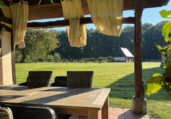 @DomaineDeLaFermeDeFourges Domaine de la Ferme de Fourges – Gîte La Roselière