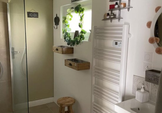 Véronique MARTIN PICAUD Gîte Maison Etadame