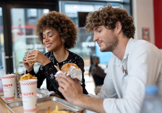 © McArthurGlen Paris-Giverny  Five Guys – Village McarthurGlen