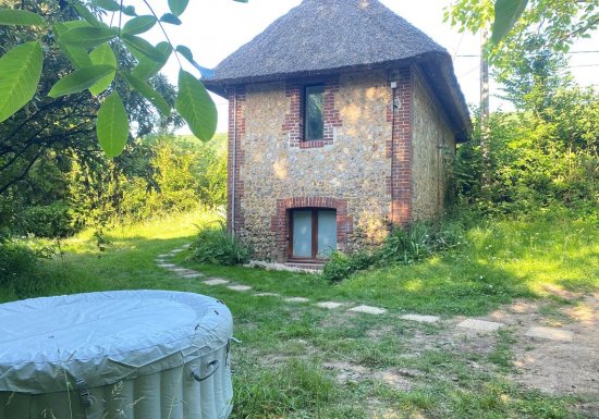 R. Nicolas La Maison du Garde – Le Domaine Caribou