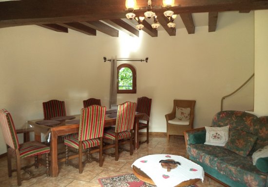 Les Grandes Vignes – La tour