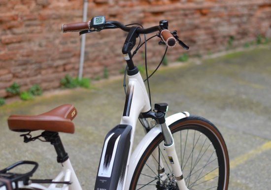 © Parc Léry Poses en Normandie Location vélos électriques Léry-Poses en Normandie