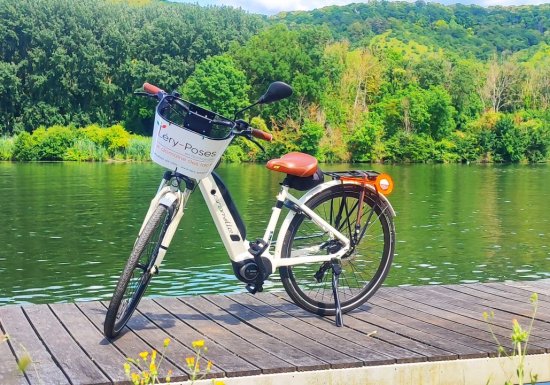 © Parc Léry Poses en Normandie Location vélos électriques Léry-Poses en Normandie