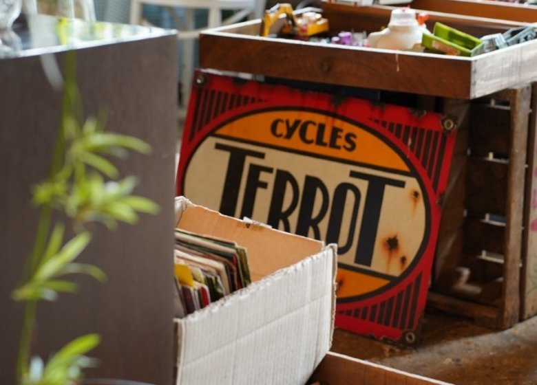 Madame Sortie d&rsquo;Usine Morgny