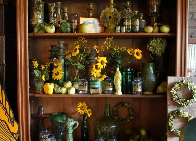 Madame Sortie d’Usine Morgny