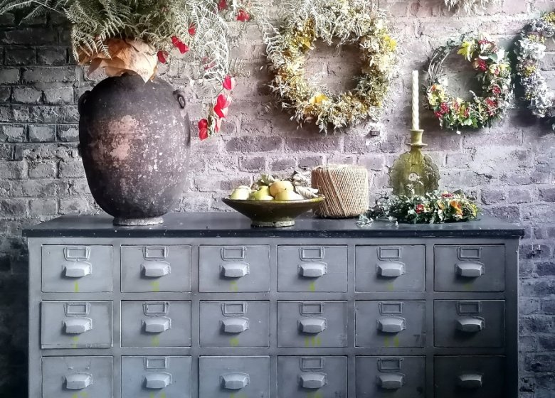 Madame Sortie d’Usine Morgny