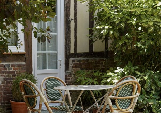 AUX DEUX POETES MAISON ALEXANDRE