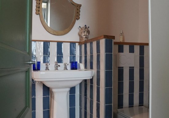 AUX DEUX POETES MAISON MUTEL