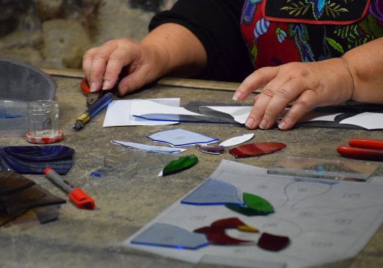 Visite commentée de l&rsquo;atelier du maître-verrier, Cyril Gouty